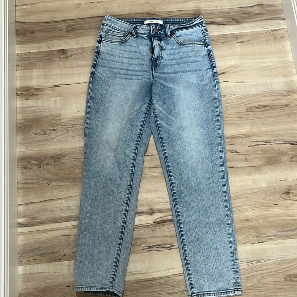 Willow and Root Mom Jeans. Size 28